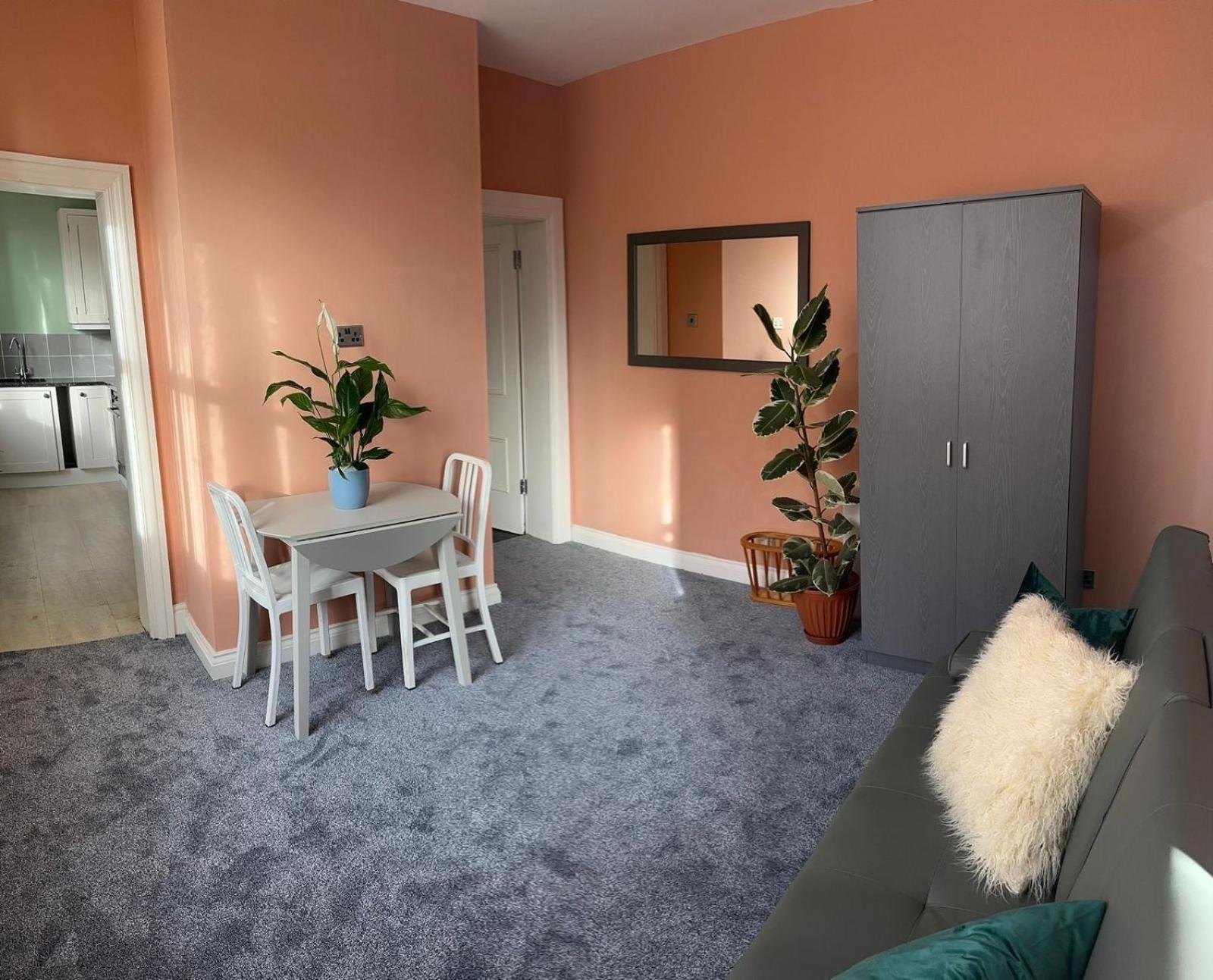 Cozy Flat By Birmingham Canals & City Centre Exterior photo